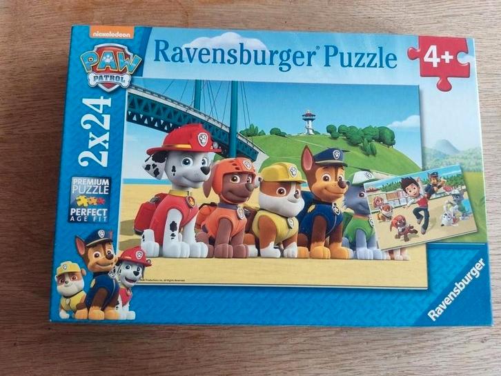 2 puzzels paw patrol, Kinderen en Baby's, Speelgoed | Kinderpuzzels, Zo goed als nieuw, 10 tot 50 stukjes, Ophalen