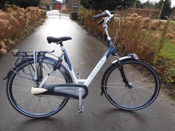 Mooie 28" Gazelle Montreux met 8 versnellingen en 53 frame beschikbaar voor biedingen