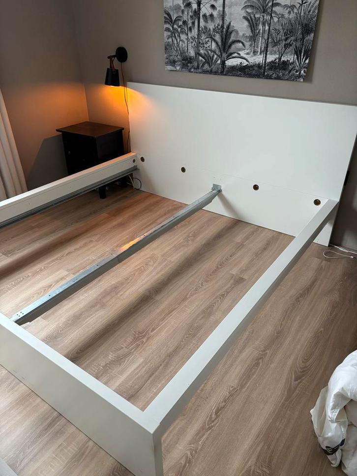 IKEA Malm bedframe 180x200, Huis en Inrichting, Slaapkamer | Bedden, Gebruikt, Tweepersoons, 180 cm, 200 cm, Hout, Wit, Ophalen