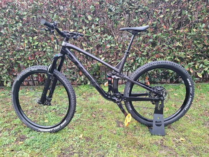 Te koop Trek Fuel EX 8 in nieuwstaat, Fietsen en Brommers, Fietsen | Mountainbikes en ATB, Zo goed als nieuw, Heren, Trek, 53 tot 57 cm