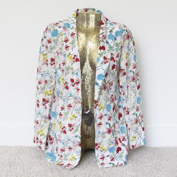 Prachtig Esmara Bloemen Jasje2 (Maat 38) - 511 € 20,- beschikbaar voor biedingen