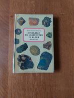 Moussault, mineralen en gesteenten in kleur uit 1966, Boeken, Natuur, Gelezen, Ophalen of Verzenden