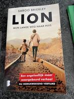 Lion mijn lange weg naar huis/ saroo brierley, Boeken, Ophalen of Verzenden, Zo goed als nieuw