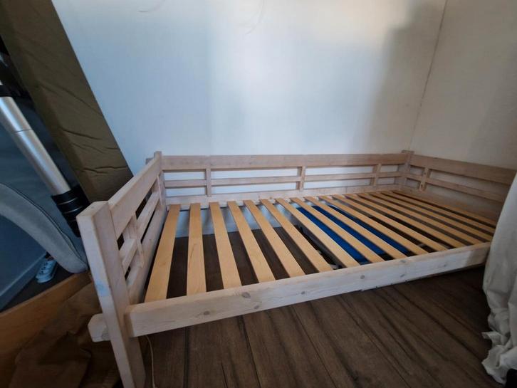 Lifetime 1 persoons bed 90x200, Huis en Inrichting, Slaapkamer | Bedden, Gebruikt, Eenpersoons, 100 cm, 210 cm, Hout, Ophalen