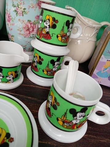Mickey Mouse servies kunststof vintage beschikbaar voor biedingen
