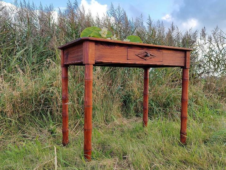 Antiek Faux Bamboo tafel - extreem mooi -, Huis en Inrichting, Tafels | Sidetables, Zo goed als nieuw, 25 tot 50 cm, 50 tot 100 cm