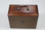Antiek mahoniehouten theekistje met handvat en slot., Ophalen of Verzenden