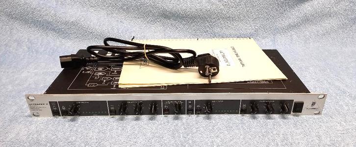 Behringer Ultrafex II EX3100, Muziek en Instrumenten, Effecten, Zo goed als nieuw, Delay of Echo, Reverb, Volume, Overige typen