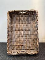 Rieten mand/ dienblad, Ophalen, Zo goed als nieuw, Rechthoekig, Overige materialen