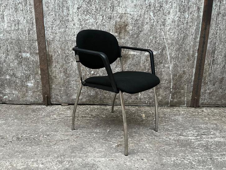 Vergaderstoel Wendy P zwart/chroom van € 119,- voor € 75,-, Huis en Inrichting, Stoelen, Nieuw, Vijf, Zes of meer stoelen, Metaal