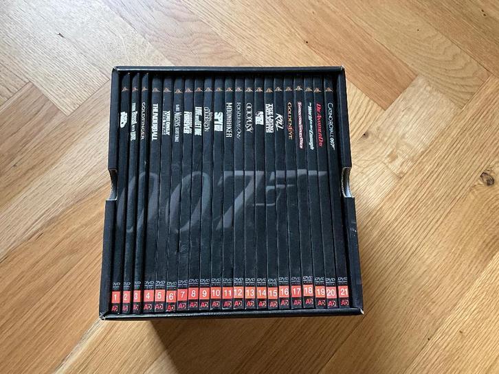 James Bond 007 Box Set - 21 DVDs, Cd's en Dvd's, Dvd's | Actie, Zo goed als nieuw, Alle leeftijden, Ophalen of Verzenden