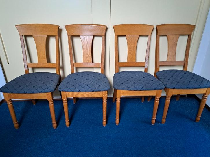 4  Massief Licht  Eiken eetkamer stoelen gebruikt., Huis en Inrichting, Stoelen, Gebruikt, Vier, Stof, Blauw, Ophalen