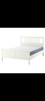 Hemnes bed 140 x 200, Ophalen, Wit, 140 cm, Zo goed als nieuw