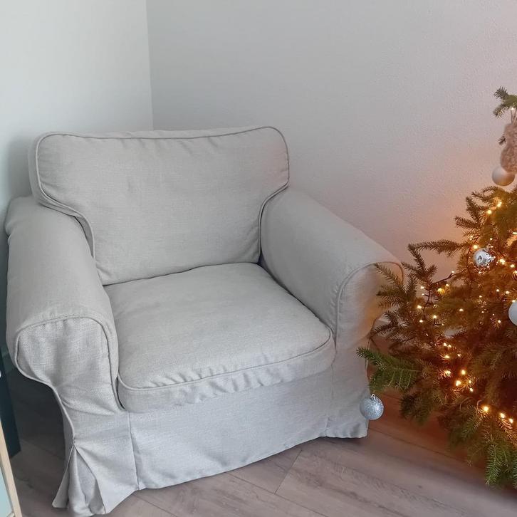 Comfortabele IKEA stoel, Huis en Inrichting, Fauteuils, Zo goed als nieuw, Stof, 100 tot 125 cm, 75 tot 100 cm, Ophalen