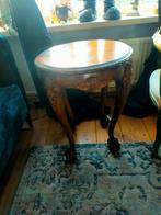 Victoriaanse Bijzettafel met Klauwpoten