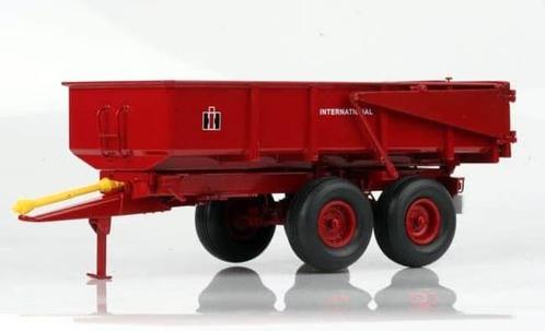 International Harvester 425 Kieper, Hobby en Vrije tijd, Modelauto's | 1:32, Nieuw, Tractor of Landbouw, Overige merken, Ophalen of Verzenden
