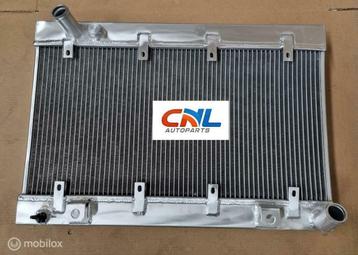 Radiateur For 1985-1989 Ferrari 328 GTB / 328 GTS 3.2L V8 MT beschikbaar voor biedingen