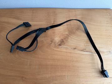 Corsair Only 6 pin to 4 Sata Modular cable 34-0 00413 beschikbaar voor biedingen