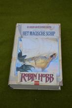 Robin Hobb boek: Van de levende schepen Het magische schip, Boeken, Ophalen of Verzenden, Zo goed als nieuw, Robin Hobb