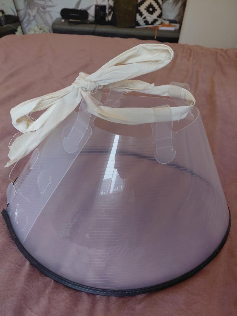 Hondenkap, Dieren en Toebehoren, Ophalen of Verzenden, Zo goed als nieuw