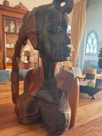 Handgesneden Afrikaanse houten beeld - decoratief -, Antiek en Kunst, Kunst | Beelden en Houtsnijwerken, Ophalen of Verzenden