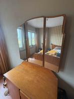 Oude kaptafel., Huis en Inrichting, Tafels | Kaptafels, Ophalen, Barok art nouveau ?, Gebruikt, 100 tot 150 cm