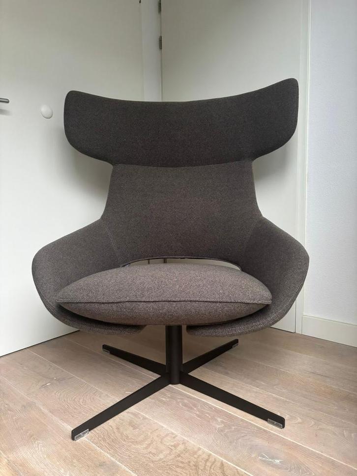 Artifort Kalm - Patrick Norguet, Huis en Inrichting, Fauteuils, Zo goed als nieuw, 75 tot 100 cm, Ophalen