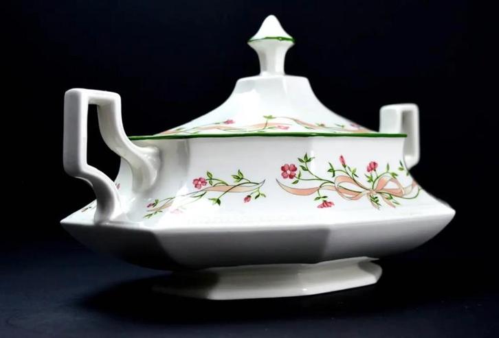 Dekschaal terinne van Johnson Brothers eternal beau vintage, Huis en Inrichting, Keuken | Servies, Zo goed als nieuw, Schaal of Schalen