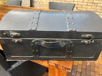 Vintage Schatkist / Opbergkist beschikbaar voor biedingen