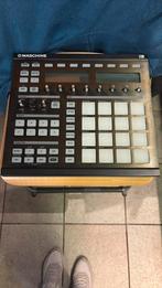 Native Maschine, Muziek en Instrumenten, Midi-apparatuur, Ophalen of Verzenden, Zo goed als nieuw