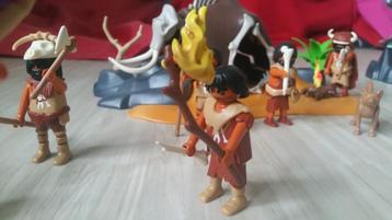 playmobil Mammoetskelet met jagers -5101 beschikbaar voor biedingen