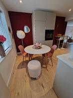 Ronde witte eettafel met houten poten, Ophalen, Gebruikt, Rond, Overige houtsoorten