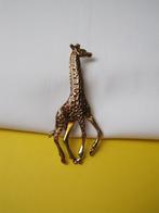 Broche giraf met jong oranje bruin emaille vlekken 7.4x3.2 c, Sieraden, Tassen en Uiterlijk, Broches, Verzenden, Gebruikt, Bruin