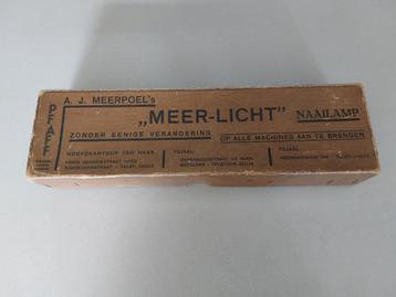 Antiek ,,Meer-Licht" naaimachinelampje originele doos 1930 beschikbaar voor biedingen