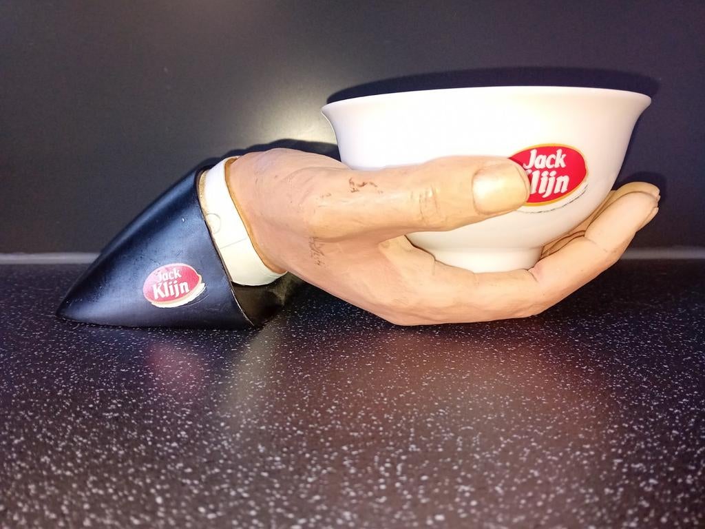 Jack Klijn Hand met Pindabakje, Ophalen of Verzenden, Gebruikt, Bruin, Bak of Kom