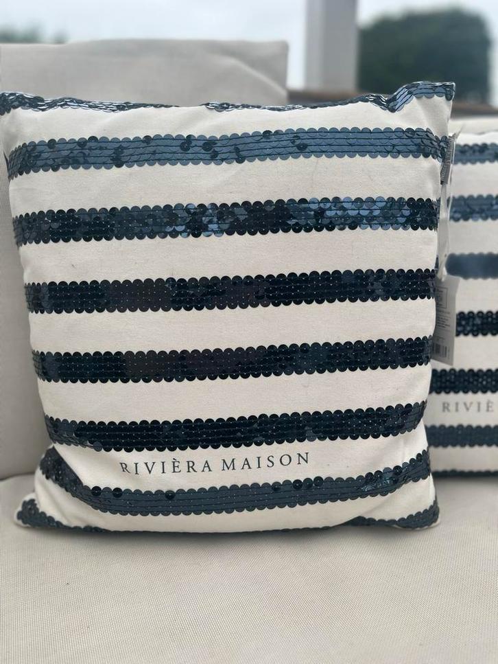 Riviera Maison Kussens - Maat 45 cmx 45 cm!, Huis en Inrichting, Woonaccessoires | Kussens, Nieuw, Wit, Vierkant, Ophalen of Verzenden