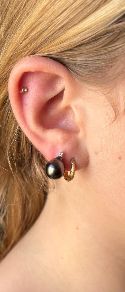 Diamant 18k gouden dames oorbellen zwart grijze parel fraai, Sieraden, Tassen en Uiterlijk, Oorbellen, Zo goed als nieuw, Hangers