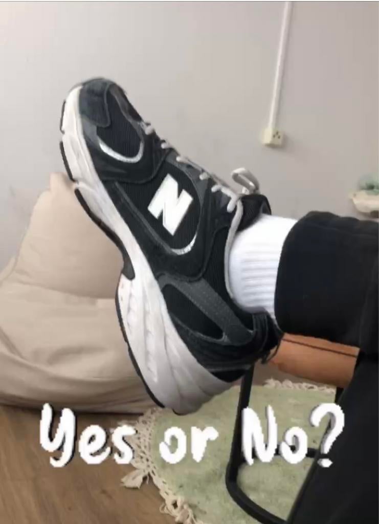 - Nieuw Balance 530, Ophalen of Verzenden, Zo goed als nieuw, Zwart, Sneakers of Gympen