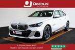 BMW i5 eDrive40 84 kWh M Sport - Trekhaak - Elektrisch verwa, Auto's, Automaat, 12 maanden, Achterwielaandrijving, Gebruikt