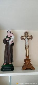 Kruisbeeld en St. Antonius, Ophalen