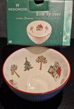 Wedgwood Kerst-Kom op voet voor AH, Huis en Inrichting, Keuken | Servies, Ophalen of Verzenden, Zo goed als nieuw, Kom(men), Wedgwood