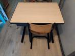Ouderwetse kinder school tafel inclusief stoel (ophalen), Kinderen en Baby's, Kinderkamer | Tafels en Stoelen, Ophalen of Verzenden