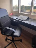 Ikea bureau & bureaustoel zwart, Ophalen, Zo goed als nieuw