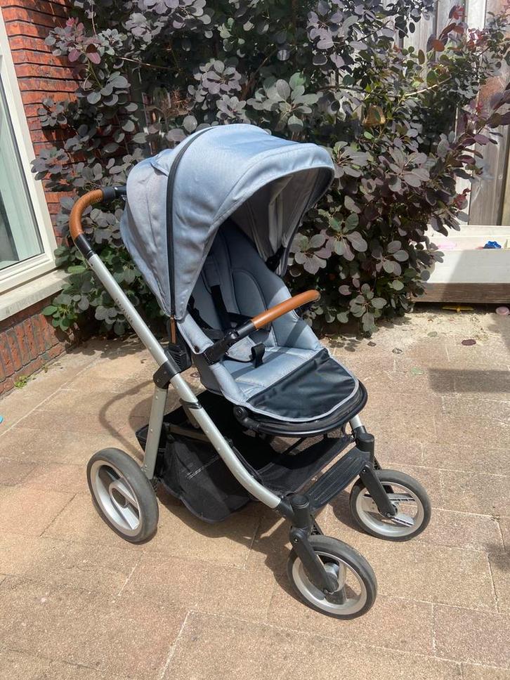 Zeer complete kinderwagen. Mutsy traveller, Kinderen en Baby's, Kinderwagens en Combinaties, Gebruikt, Combiwagen, Mutsy, Met autostoeltje