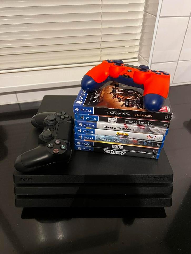 Playstation 4 Pro incl. 2 originele controllers + 8 games, Spelcomputers en Games, Spelcomputers | Sony PlayStation 4, Zo goed als nieuw