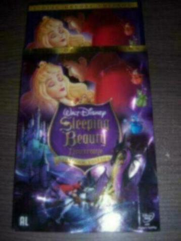 Walt Disney Sleeping Beauty 2-disc met schuifhoes in seal beschikbaar voor biedingen