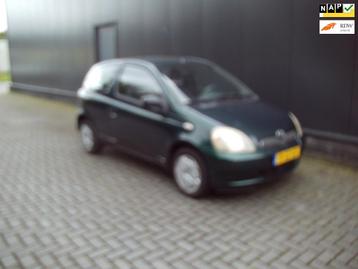 Toyota Yaris 1.3-16V VVT-i Luna beschikbaar voor biedingen
