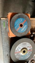OPRUIMING DOORSLIJPSCHIJVEN AFBRAAMSCHIJVEN VOOR IJZER, Ophalen, Zo goed als nieuw, Minder dan 700 watt, Werkbankslijpmachine