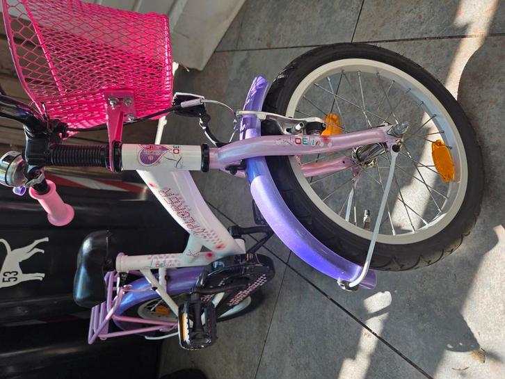Meisjesfiets Loekie  Explorer 16inch nette staat, Fietsen en Brommers, Fietsen | Meisjes, Gebruikt, 16 inch, Handrem, Ophalen