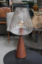 Tafellamp in klassieke stijl metaal houtlook geplooid glas, Ophalen of Verzenden, Zo goed als nieuw, Glas, 50 tot 75 cm